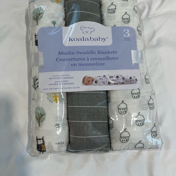 Newborn essentials bundle - Picture 5 of 5